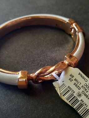 NWT*flaws*Rose Gold and White Leather Twist Bracelet